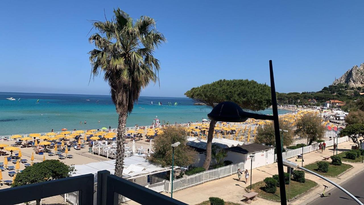 Rocca Mondello Rooms, Beach And Sea Палермо Екстериор снимка