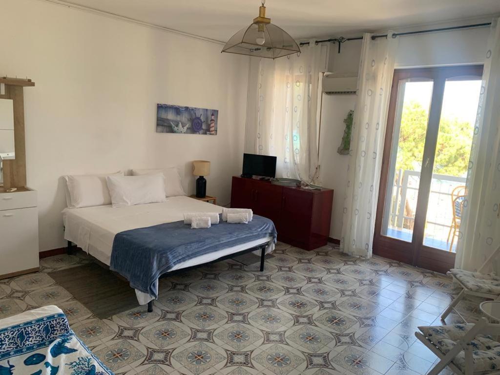 Rocca Mondello Rooms, Beach And Sea Палермо Екстериор снимка