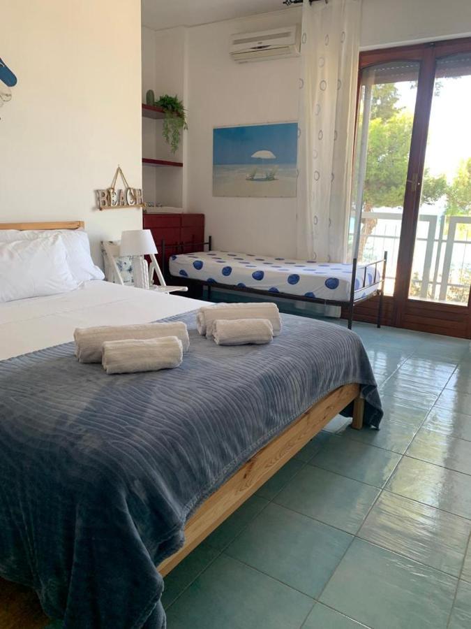 Rocca Mondello Rooms, Beach And Sea Палермо Екстериор снимка